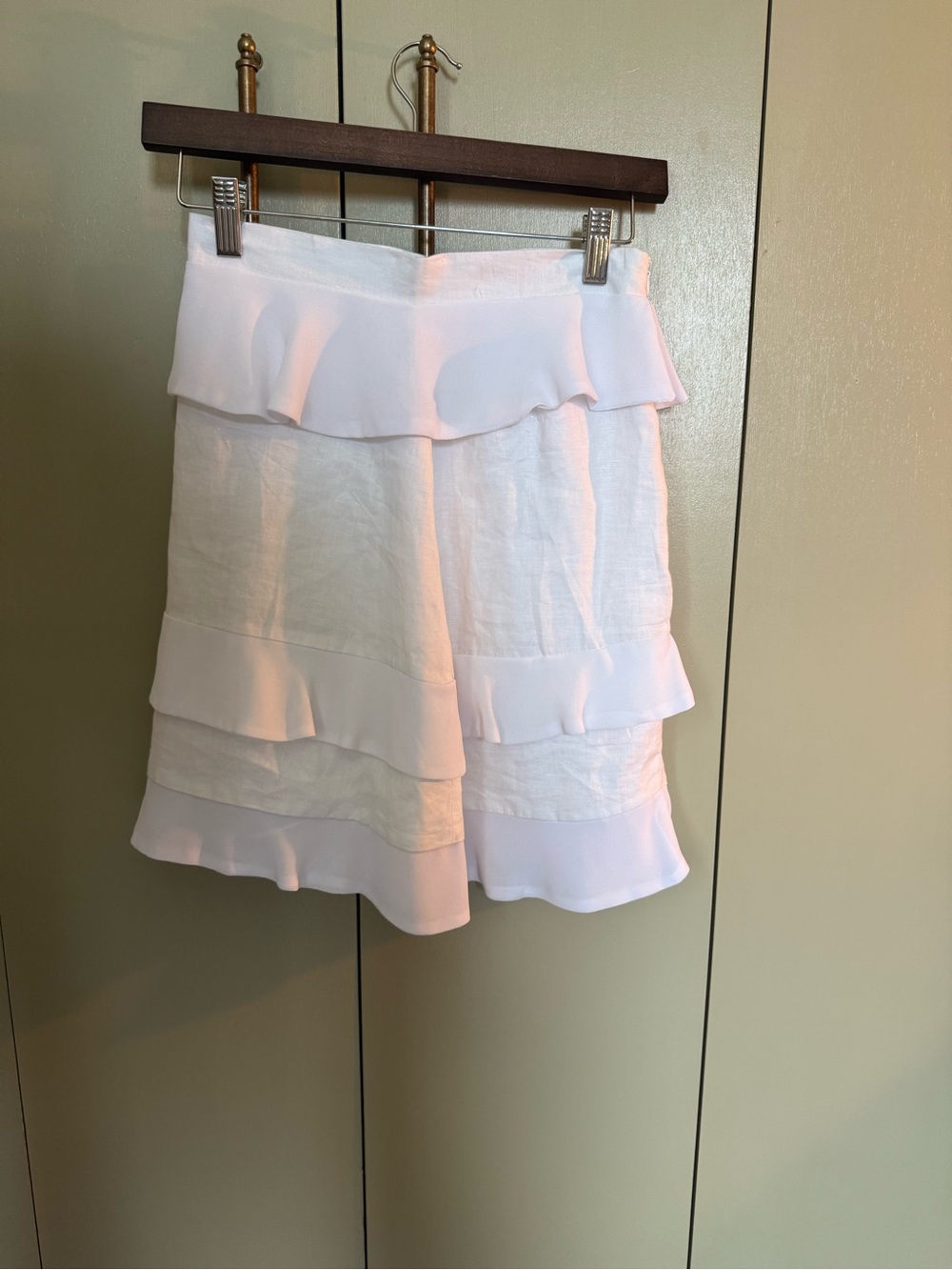 AZULU White Linen Tiered Ruffle Mini Skirt – Size 2